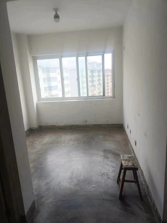 渭滨家园,渭滨家园两室简单装修住房，能洗澡做饭，有两张床。价格便宜6