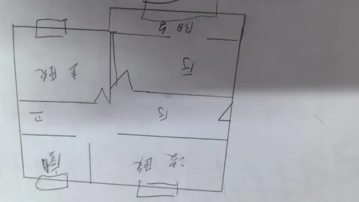 碱泉街翠泉路39中旁多层7多层三楼两室家具齐全随时看房