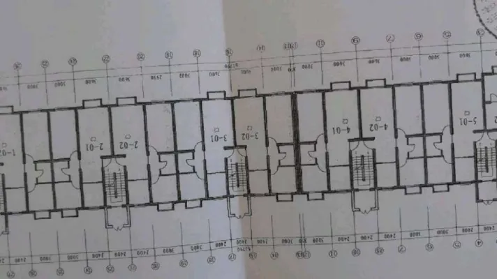 金馨小区六楼三室两厅出家具家电齐全拎包入住有需要来看看