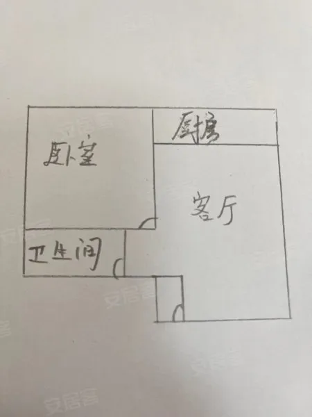 马家庄小区，一室一厅，带家具，拎包入住，低楼层，看房随时