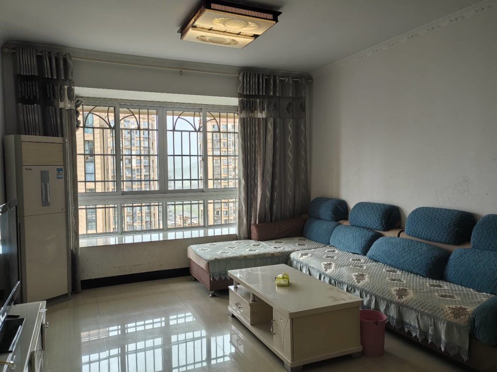 东坝御锦湾精装修三室家具家电齐全 每个房间都有空调-御锦湾租房
