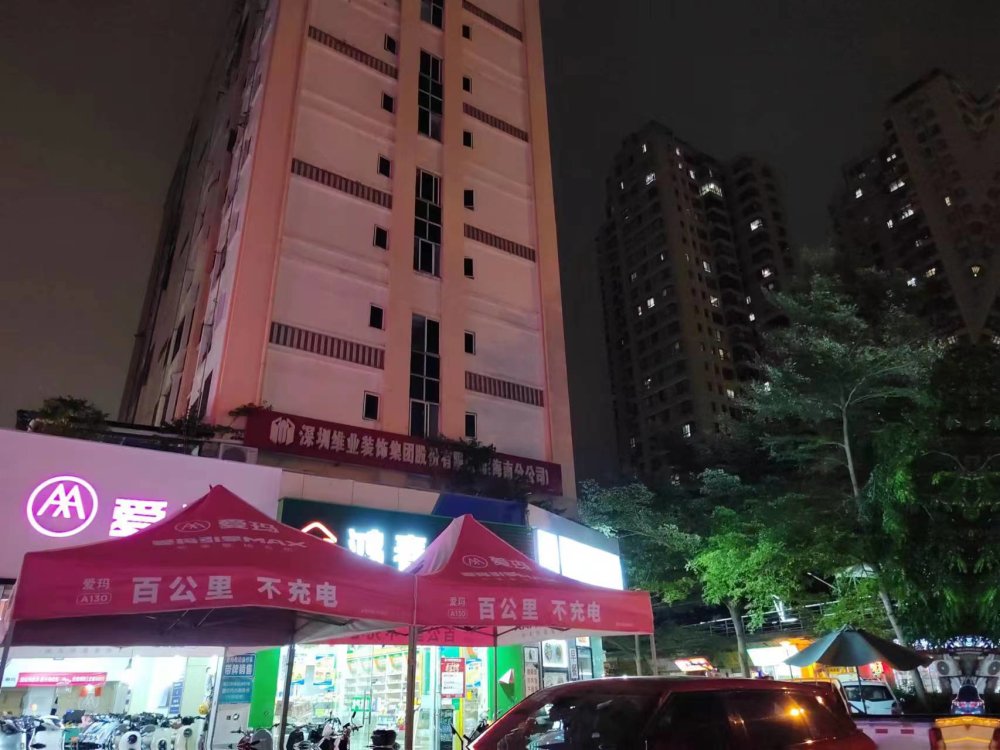 蓝海鑫城,急租，随时看房人民大道海大东门附近，电梯带阳台，真实图片9
