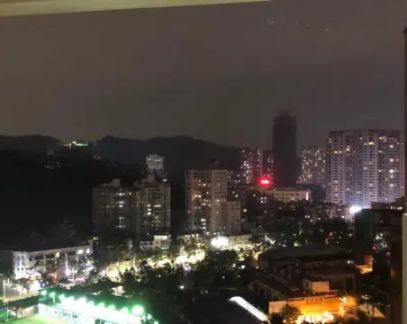 华发绿洋山庄5室3厅5卫朝东南豪装