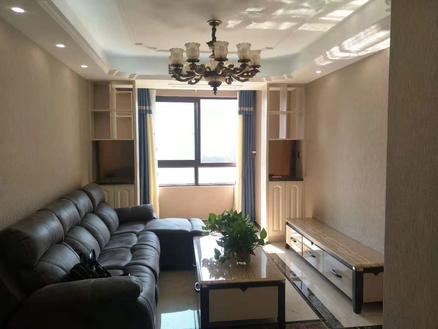 3室2厅1卫1阳台5200元/月正规高性价比,-龙湖春江紫宸租房