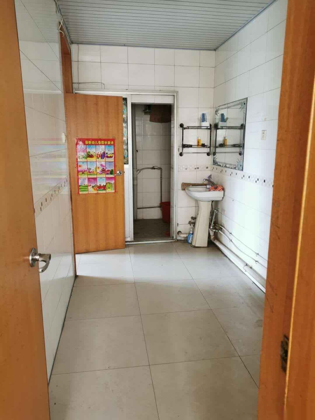 牧南小区,牧南小区2室精装南北通透，双阳台3