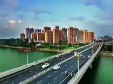 召陵区|金色龙湾3室2厅2卫出售