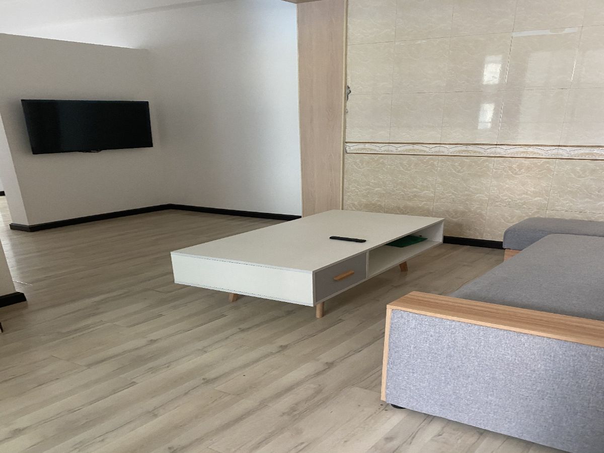 枣阳襄阳路,金兰花园对面，家具家电齐全7