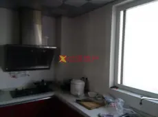 海陵区|莲花六区5室2厅2卫出售
