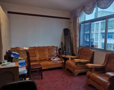 德大花园3室2厅2卫朝南北普通