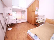 东兴区|艾林丰泽园四号地4室2厅2卫出售