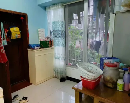 临江丽景3室2厅1卫朝南精装