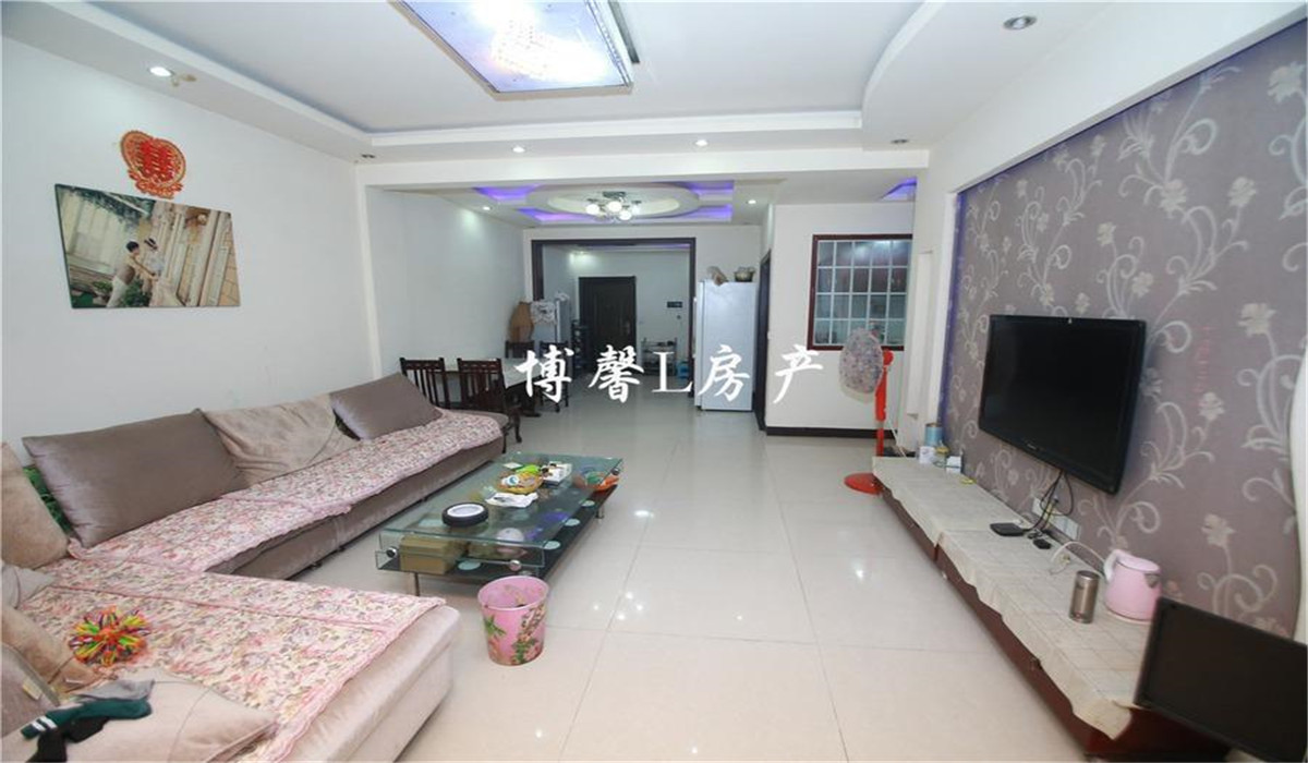 南亚风情,南亚风情 普通带家具家电 房东诚心出售8
