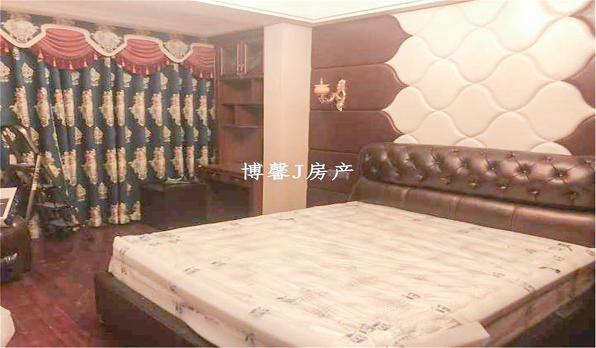 翡翠国际,翡翠国际 145平米 300万6