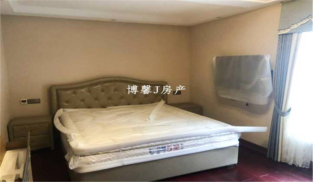 翡翠国际,翡翠国际 145平米 300万4