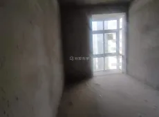梁园区|华夏公馆5室2厅2卫出售