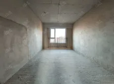 清镇市|麓湖宫4室2厅2卫出售