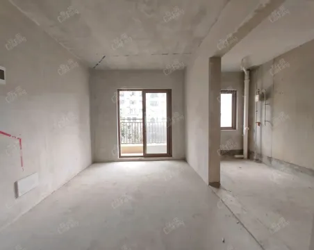 中铁逸都国际F区3室2厅2卫朝南毛坯
