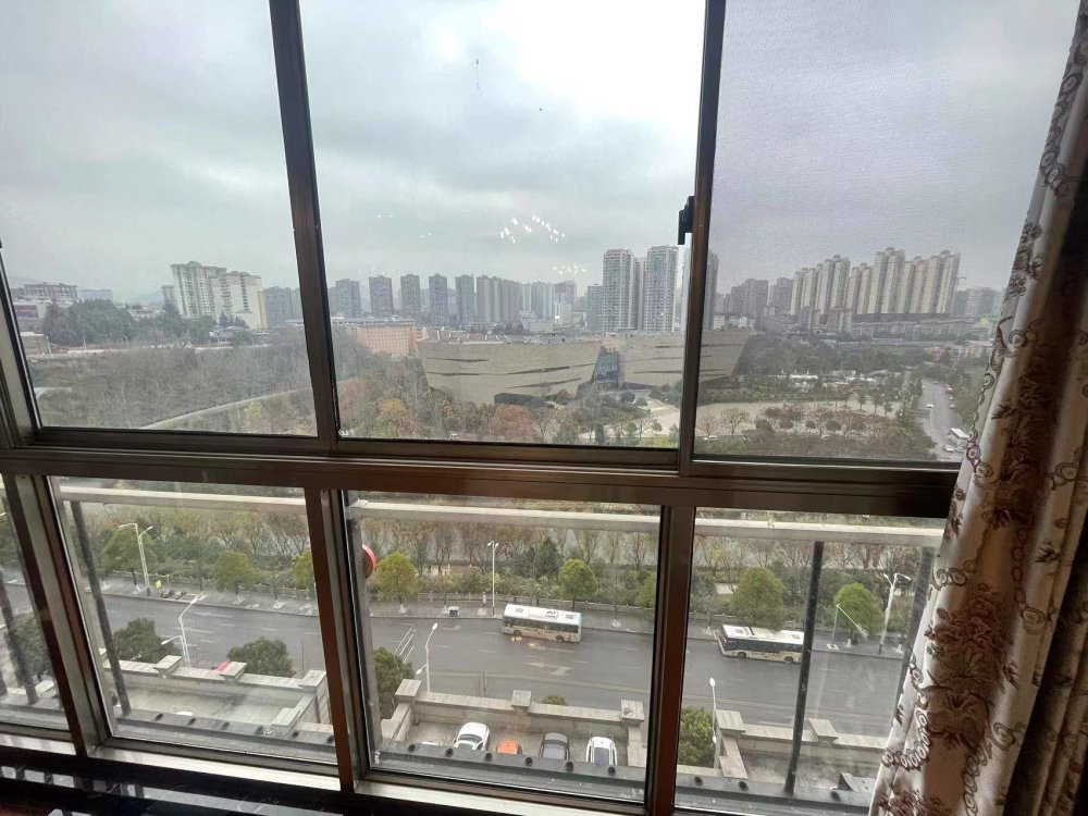 碧阳国际城,碧阳国际城豪装带大阳台可改4室 产证满二 欢迎看房2