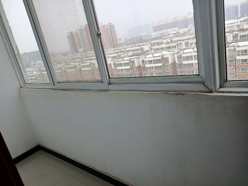 丽景鸿城,城南移动公司附近  电梯洋房 证满五 二十二  就在家门口8