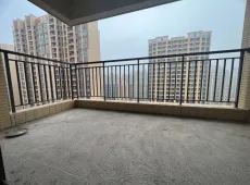 清城|东瀚云尚四季3室2厅2卫出售