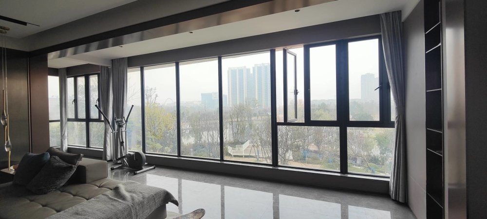 旭辉国际新城,公园里的房子 13米全落地大阳台 现价6000出头 现房6