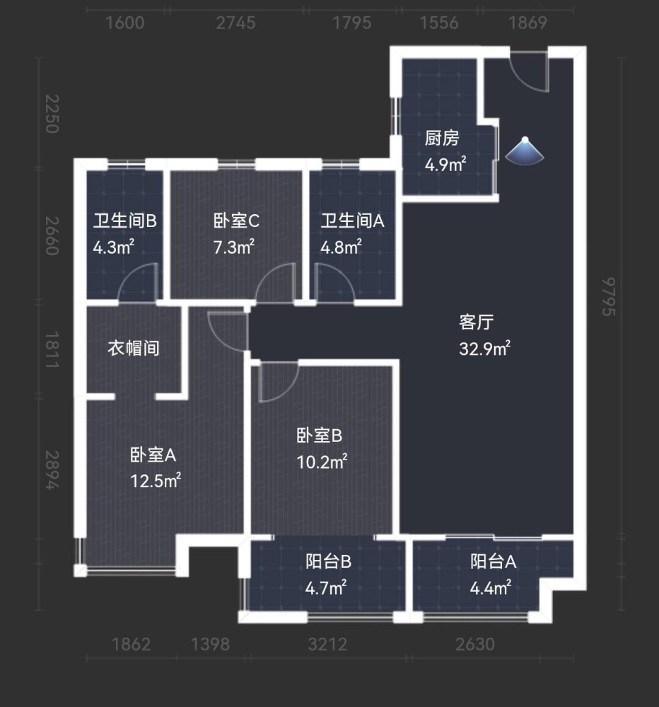 新城明昱,崭新装修一天未住，电梯3房，边户，满2年，另外送车位12