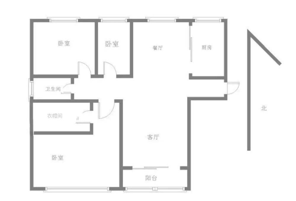 绿地国际城二期,急售送储 包费用绿地公馆E区精装三室边户好楼层   宏河美地15