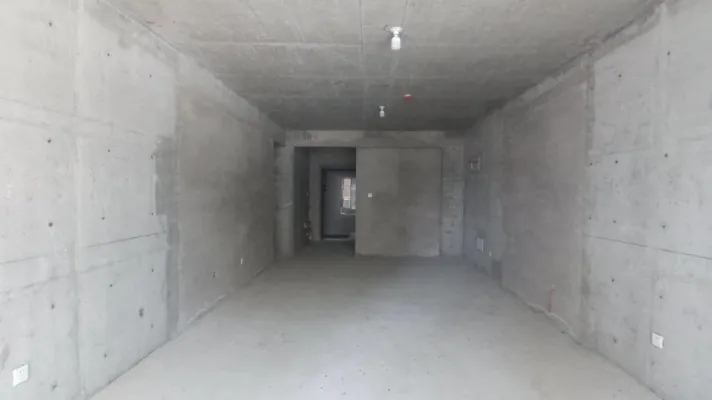 华寺街道合伊和名苑两室两厅两卫可改三室中层价格稳当免费更名