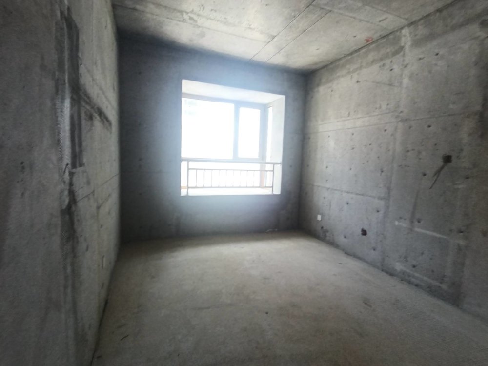 道合伊和名苑,华寺街道合伊和名苑两室两厅两卫可改三室中层价格稳当免费更名5