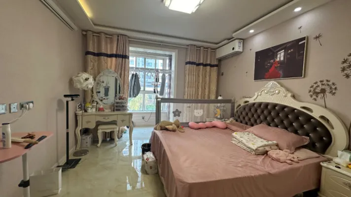 元驰世纪城    南北通透  精装婚房可按揭