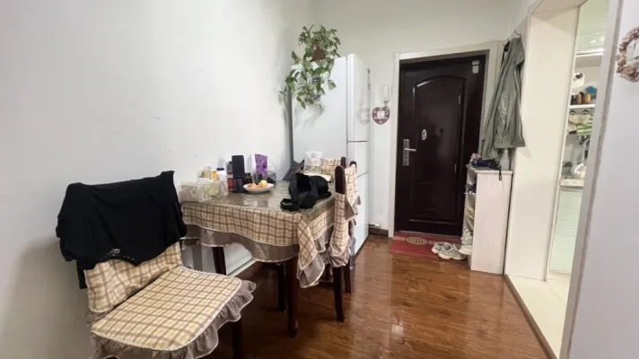 急 维多利商圈 西一街 东西全留 配合贷款 拎包入住