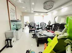 城中|金座碧城1室1厅1卫出售