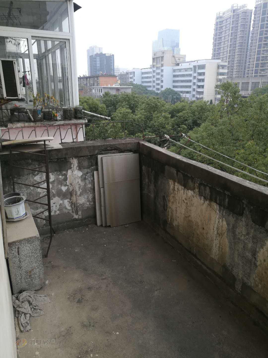 北京东路工程学院宿舍,D调的奢华，北京东路工程学院宿舍，欧式田园风，普通，地铁盘1