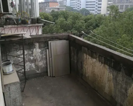 北京东路工程学院宿舍3室1厅1卫普通