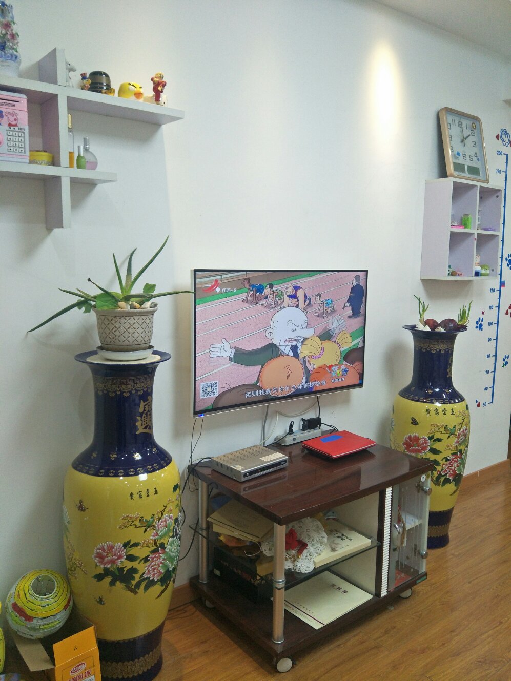 财富广场,财富广场精装修，家具家电齐全，拎包入住1