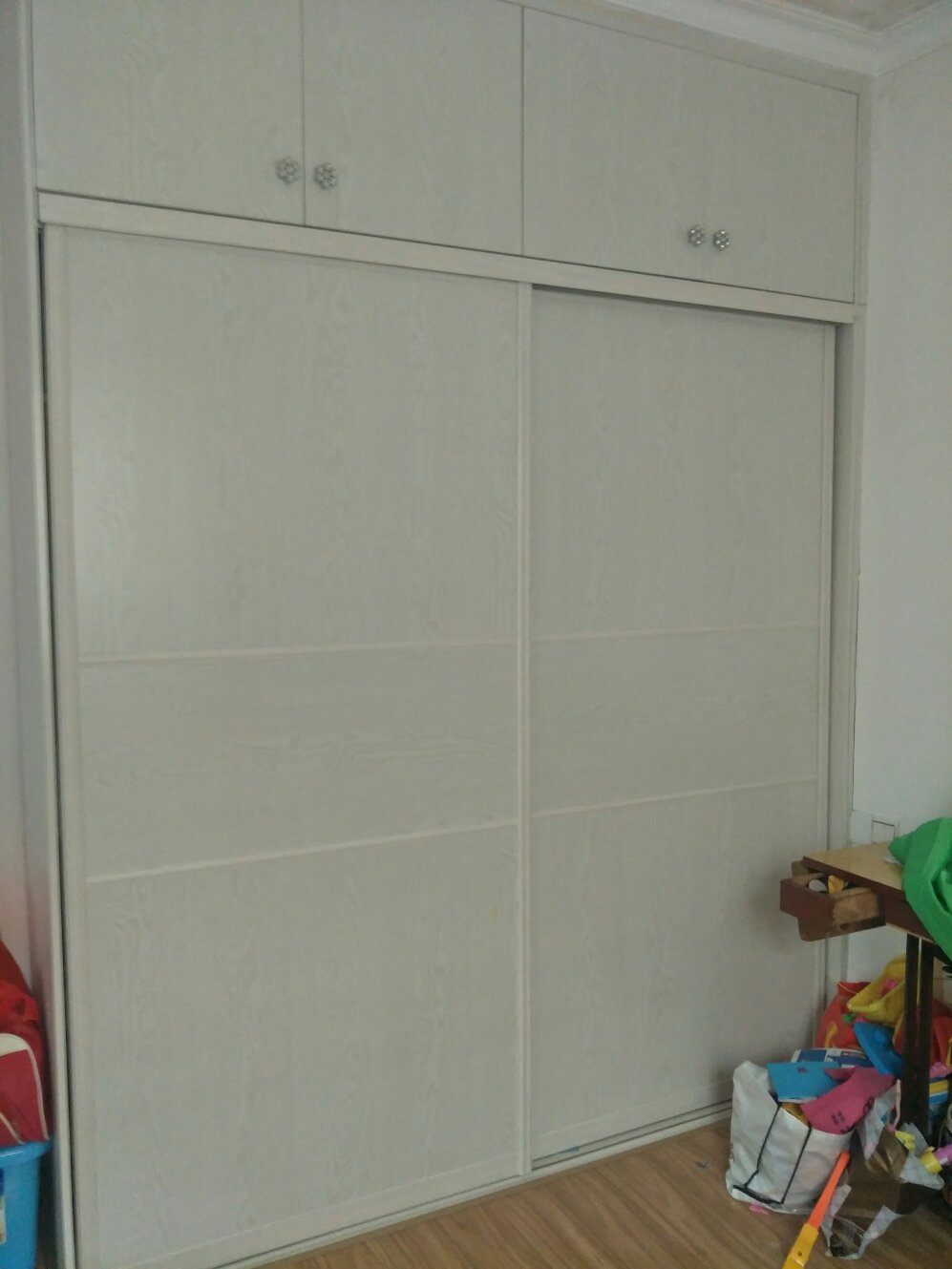 财富广场,财富广场精装修，家具家电齐全，拎包入住7