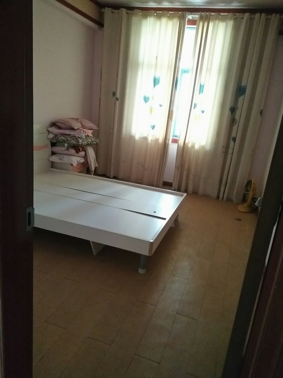 阳光三期,阳光三期42万元143㎡4室2厅2卫2阳台精装6