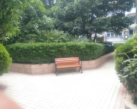 中天花园桃花园4室2厅2卫朝南普通