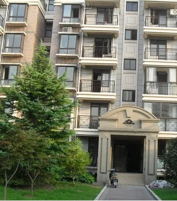 金山绿地老街-金山区金山新城龙轩路2208弄