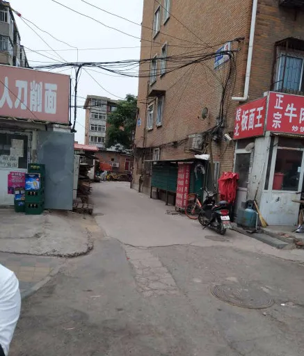 登州里-东丽区程林庄成林道与登州路交口