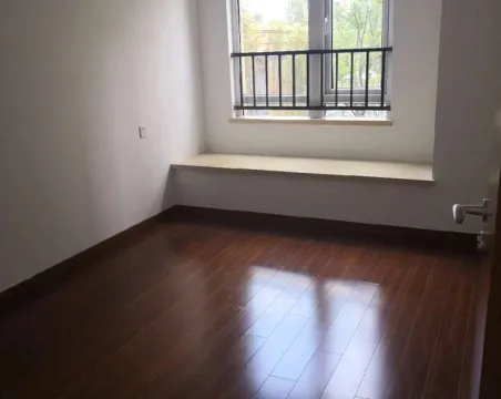 万科悦中环3室2厅2卫朝南精装