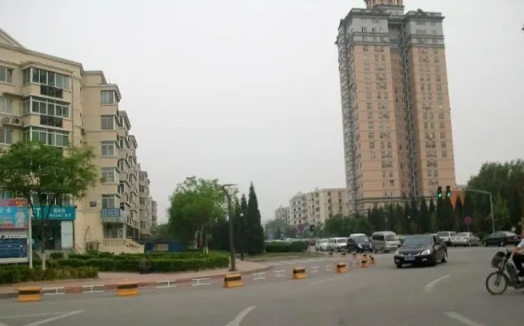 都市芳园小区图片3