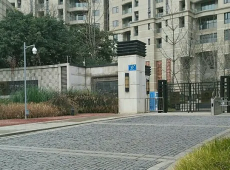 嘉年华国际社区-高新区南延线天府大道旁老成仁路77号