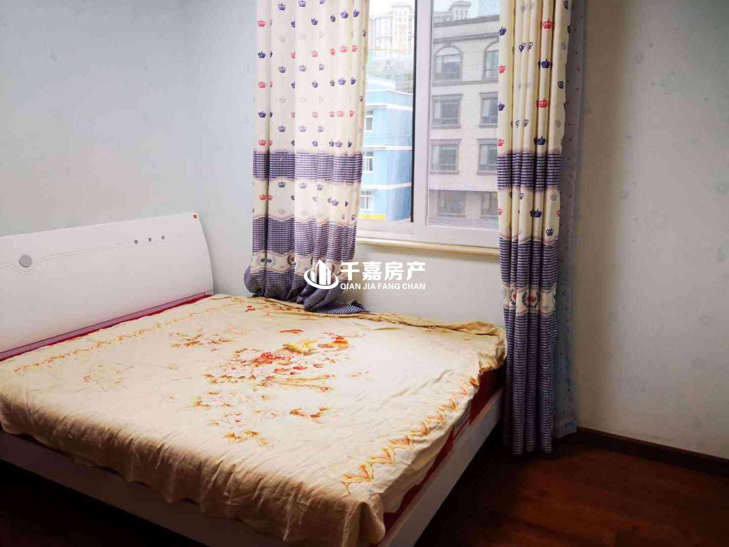上林西江国际社区,豪华装修3室2厅2卫1阳台，拎包入住，采光空气都很好！8
