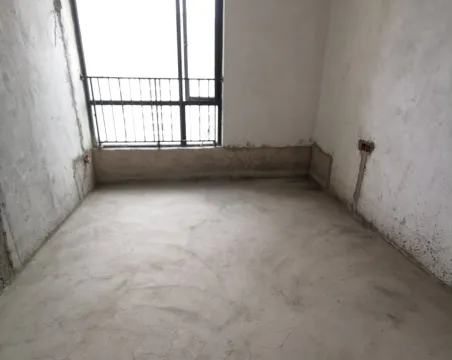 美的林城时代3室2厅1卫毛坯