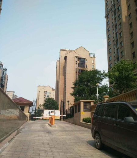 济高舜奥华府小区图片