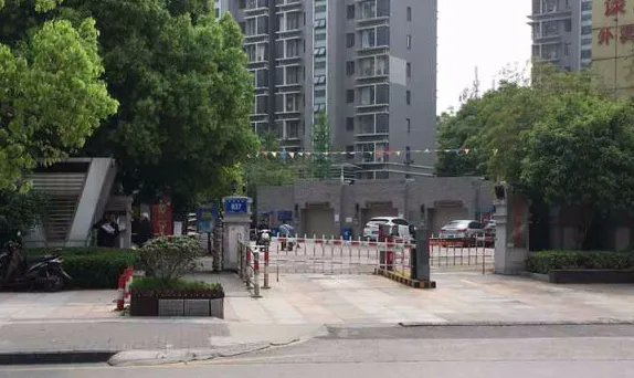 弘瑞广场小区图片6