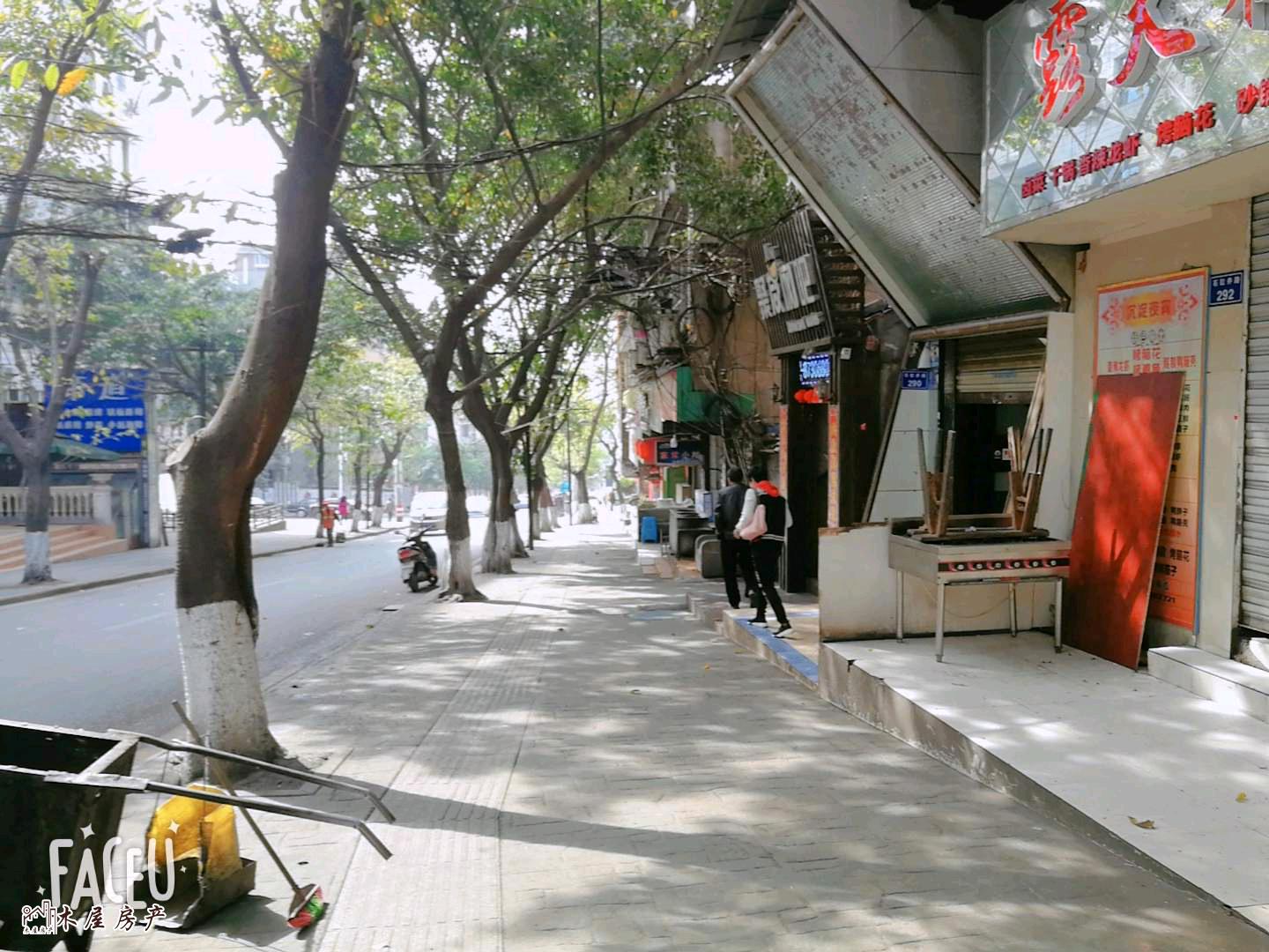 同兴路,小区环境优美，经典小户型楼层好售价低4