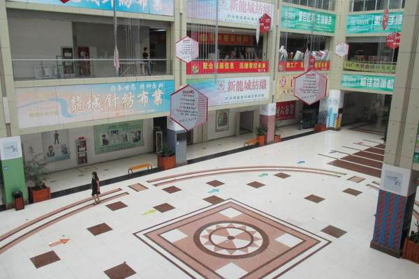 织里中国童装城,国际童装城商铺 33㎡，2楼，售价70万2