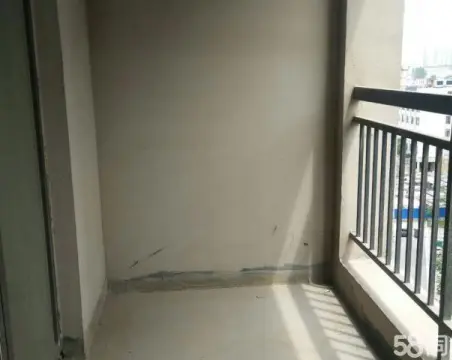 永信伯爵山4室2厅2卫毛坯